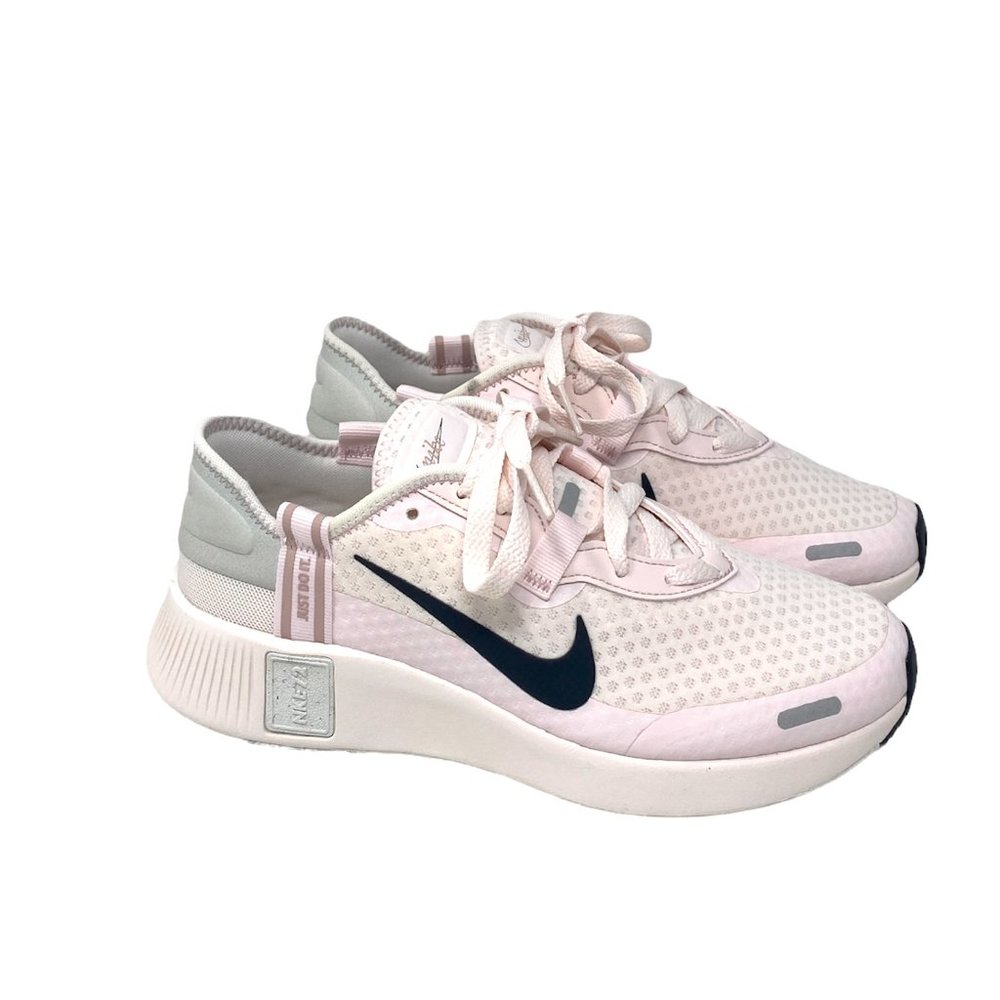 Nike Reposto Low Top Women Gray Light Pink Sneakers Running Mesh CZ5630 602 - Picture 5 of 11